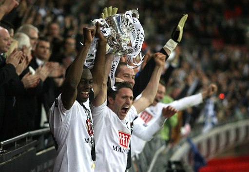 广东大胜江苏！徐杰王洪泽砍33分，4替补齐发挥，奎因陈家政打铁