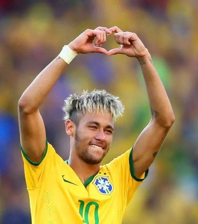 鲍威尔：最后一攻搞砸的责任在我，我是O型腿所以常扭伤脚踝