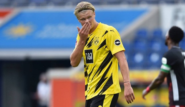 辽宁男篮王哲林末节爆发带队取胜