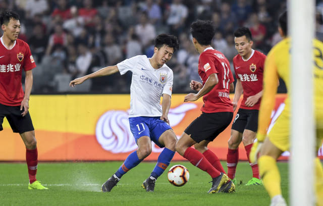 杰伦·布朗：亲历宿敌对决是荣耀，专注过程而非结果