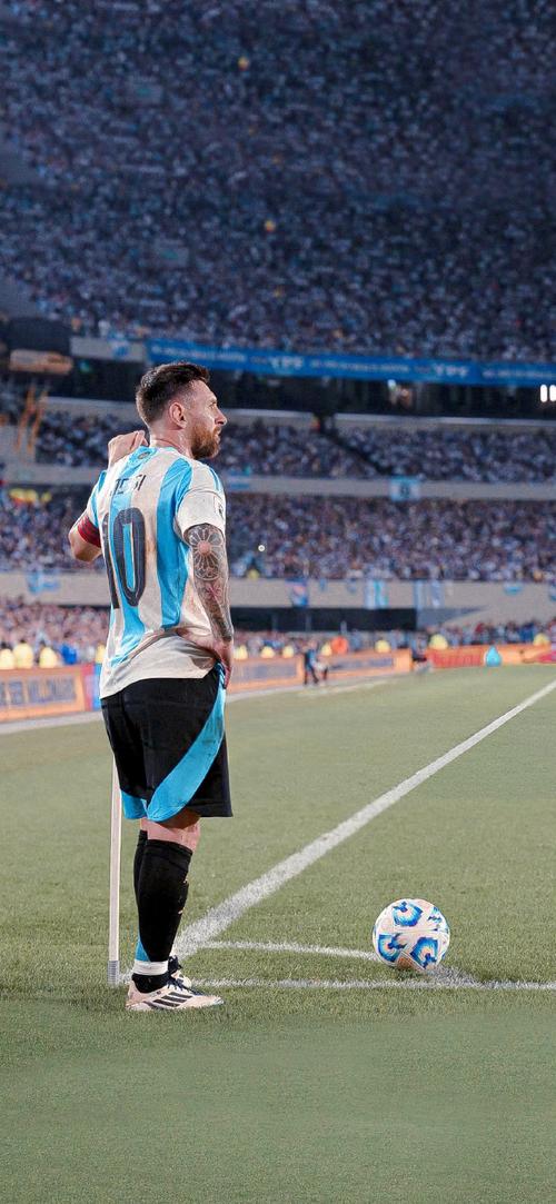 卫报：道曼全家都是阿森纳球迷，因此坚定选择加盟阿森纳青训