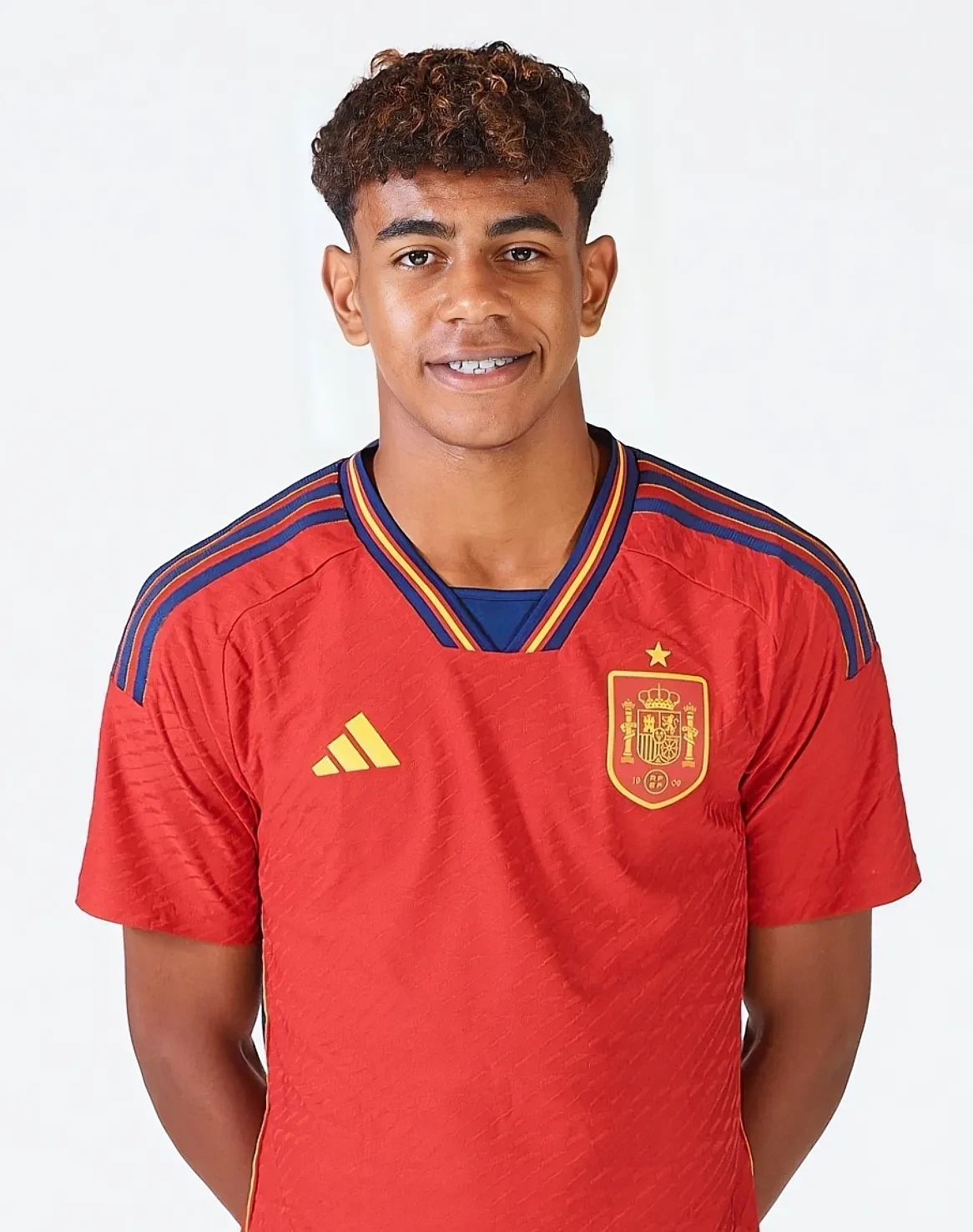 里夫斯：虽然文班缺席但福克斯状态正佳，我们要坚决执行战术