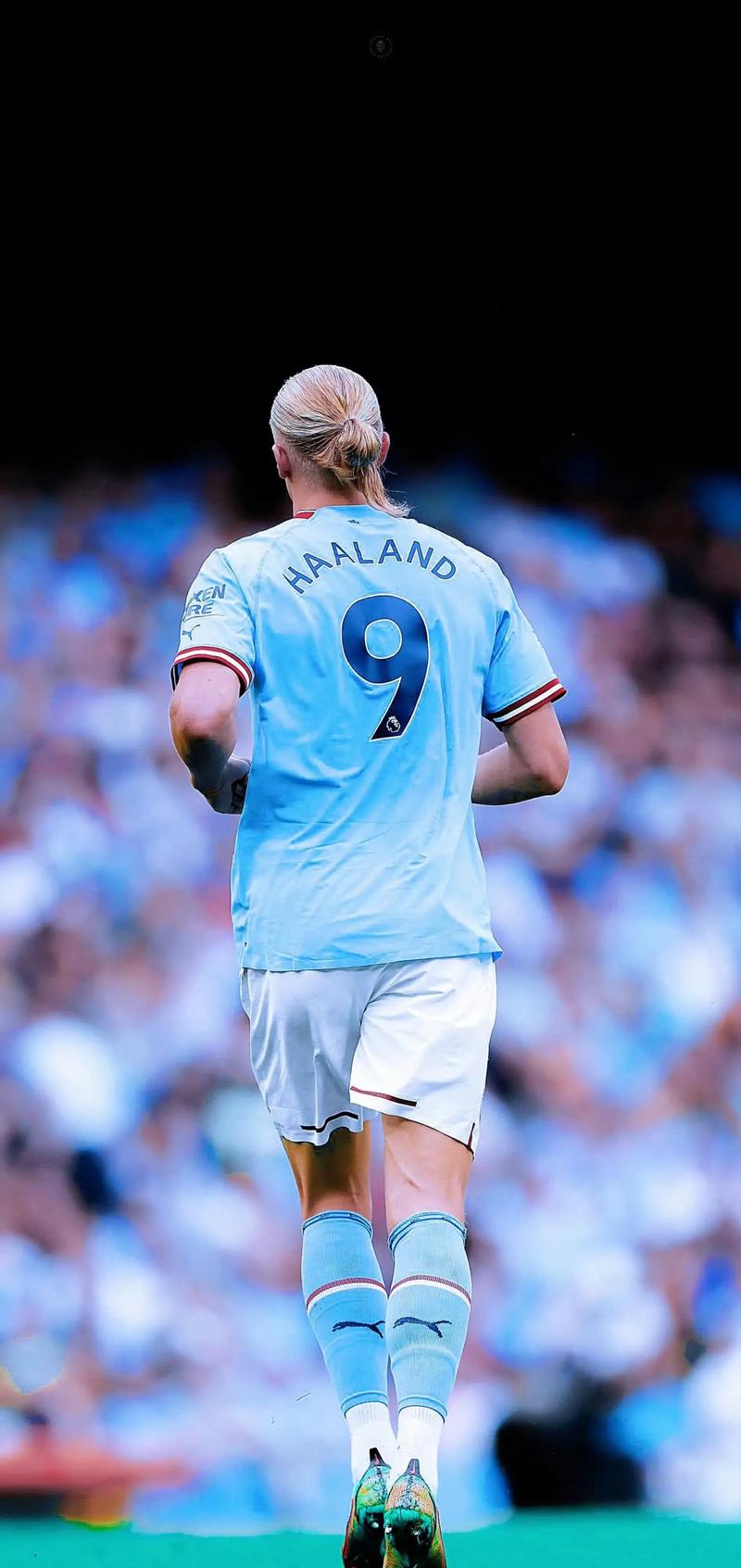 门将精彩救险，引领球队渡过危机