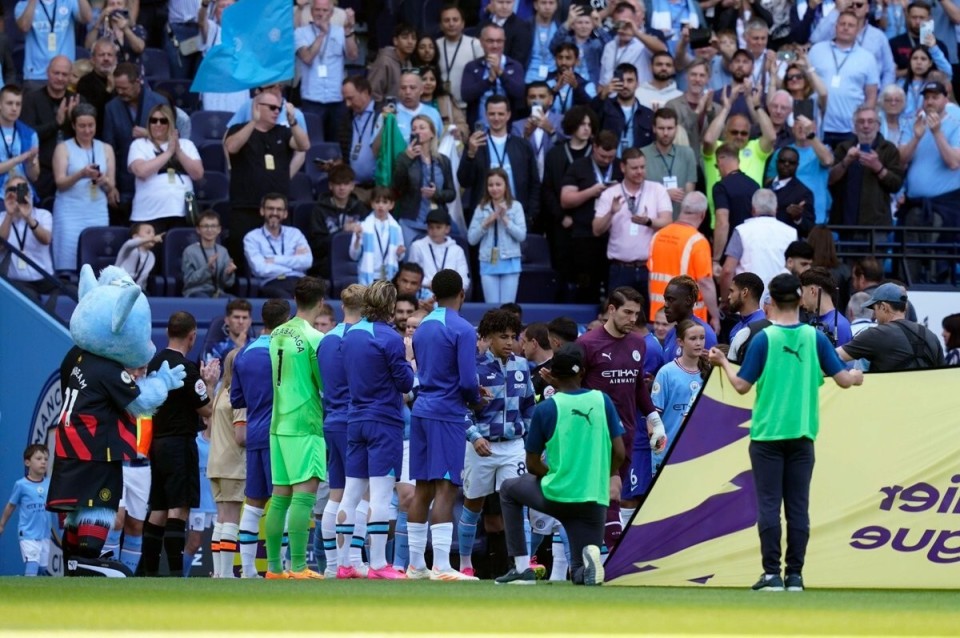 国资职工风采 ｜ 市国资系统乒羽比赛巡展（四）