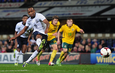 东契奇38+11詹姆斯10分 湖人负太阳7连胜被终结